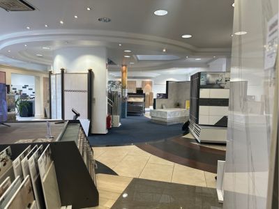 Gro&szlig;e Fliesenausstellung 